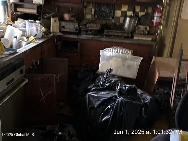 6 Sumter Ave, Guilderland, NY 12203 - view of misc room