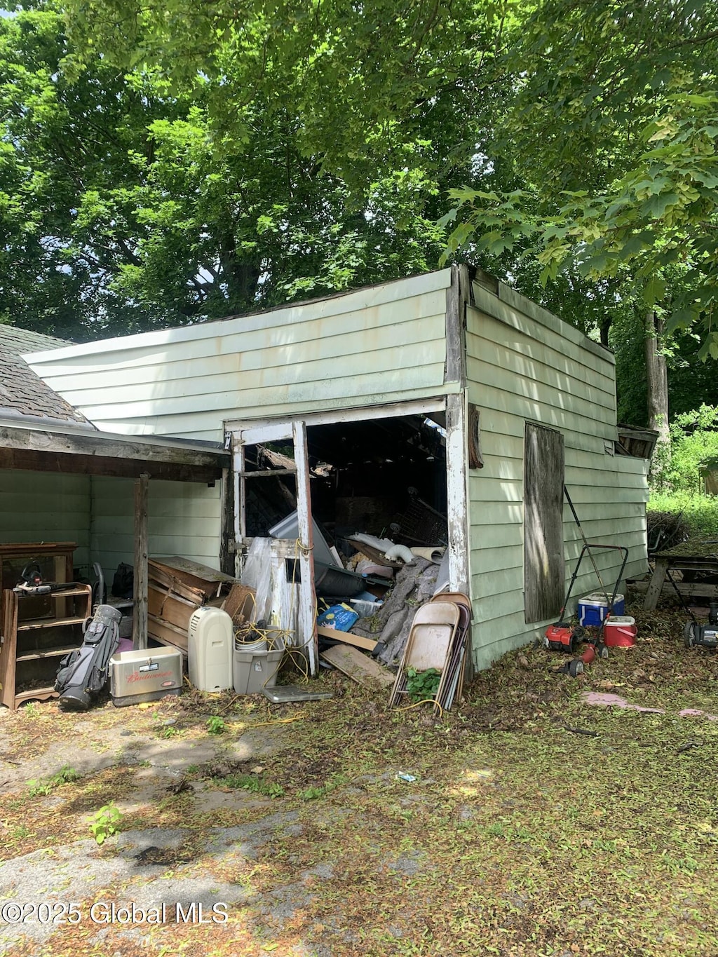 5 Maple Ave, Fort Edward, NY 12828 - view of outbuilding