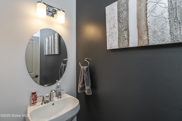 2 Hillard Ln, Colonie, NY 12110 - bathroom with a sink