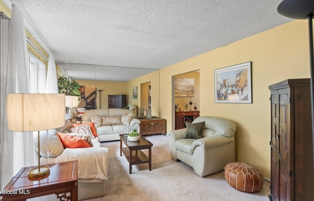 7 Hawthorn Cir, Albany, NY 12203 - carpeted living room featuring a textured ceiling