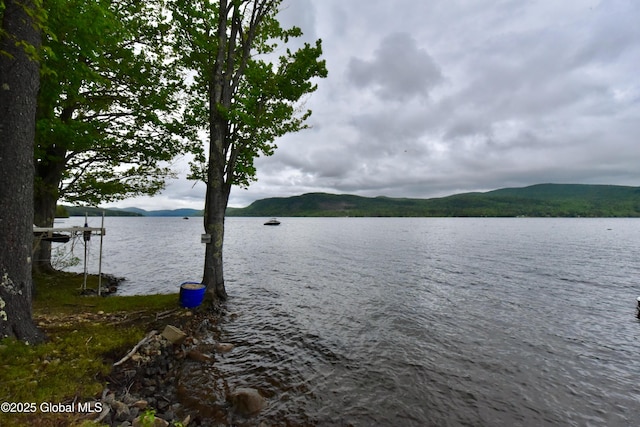 202 Lakeland Rd, Edinburg, NY 12835 - water view