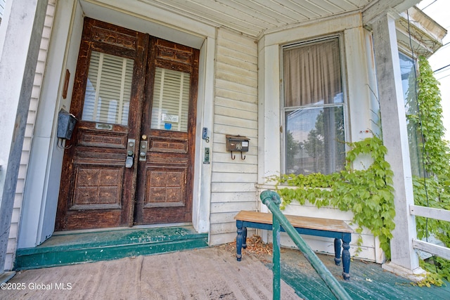 6 123rd St, Troy, NY 12182 - entrance to property with french doors