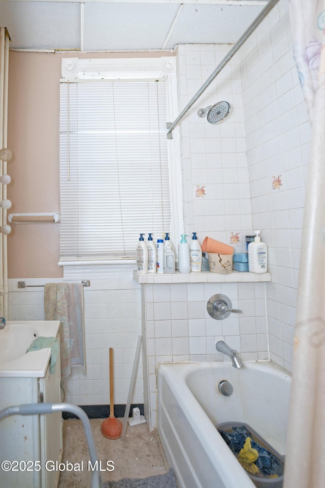 6 123rd St, Troy, NY 12182 - full bath featuring tile walls