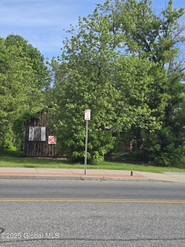 11 Main St, Queensbury, NY 12804 - view of front facade