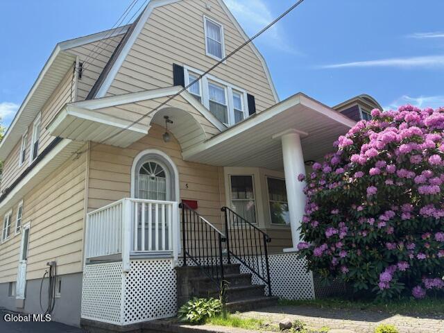 5 Fairlawn Ave, Albany, NY 12203 - photo 2