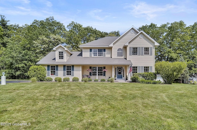9 Oakline Ct, Niskayuna, NY 12309 - view of front of house featuring a front lawn and roof with shingles
