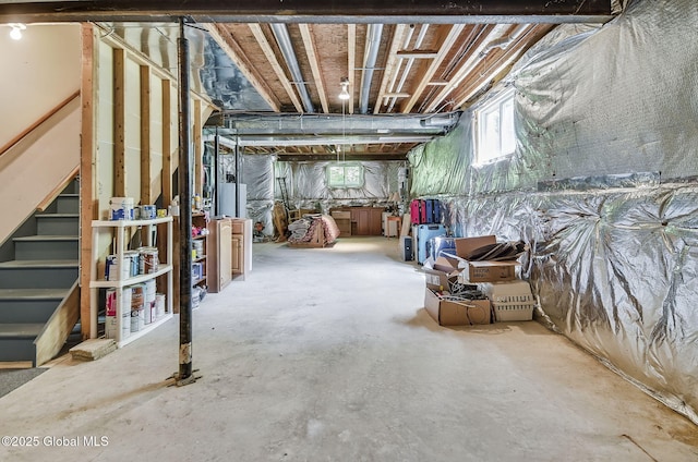 9 Oakline Ct, Niskayuna, NY 12309 - basement with stairway