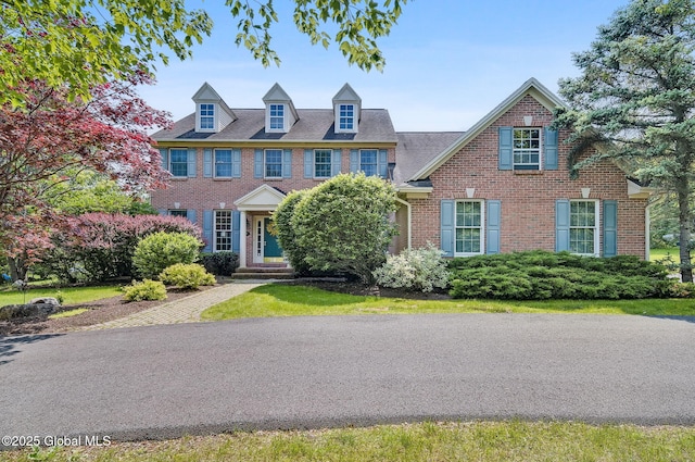 6 Hilander Dr, Colonie, NY 12211 - colonial inspired home with brick siding