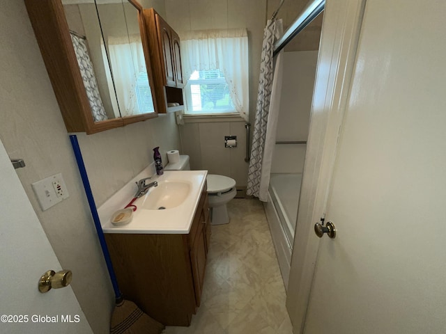 11 Calhoun Rd, Brunswick, NY 12180 - full bathroom featuring toilet, vanity, and shower / bath combination with curtain