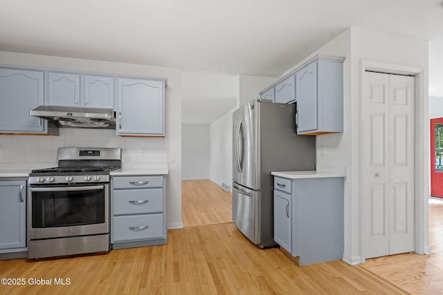 19 Runnel Dr, Colonie, NY 12304 - kitchen featuring stainless steel appliances, under cabinet range hood, and gray cabinetry
