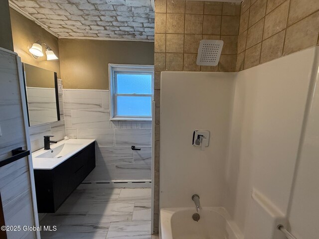 35 Conliss Ave, Cohoes, NY 12047 - photo 11
