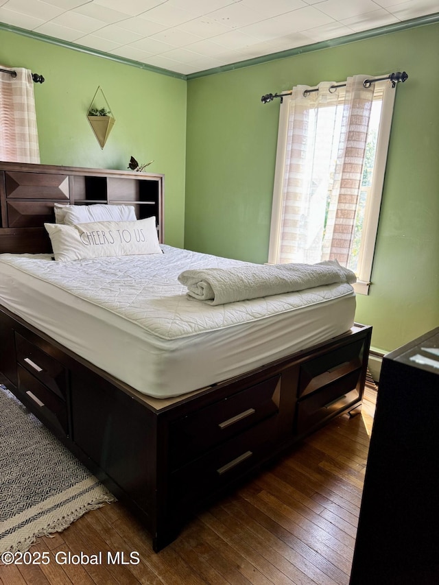 302 Pennsylvania Ave, Johnstown, NY 12095 - bedroom with hardwood / wood-style flooring