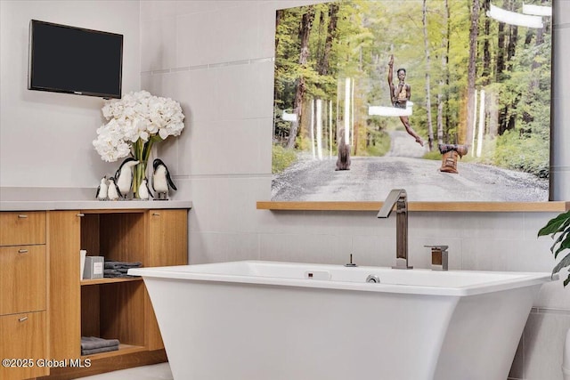 268 Broadway Unit 607, Saratoga Springs, Inside, NY 12866 - bathroom with a soaking tub and plenty of natural light