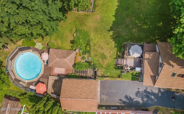 92 Fiddlers Ln, Colonie, NY 12110 - drone / aerial view of a pool area