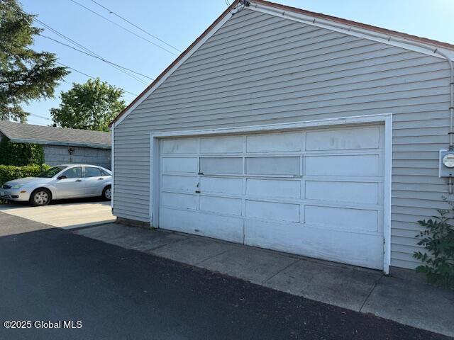 2430 3rd Ave, Watervliet, NY 12189 - photo 28