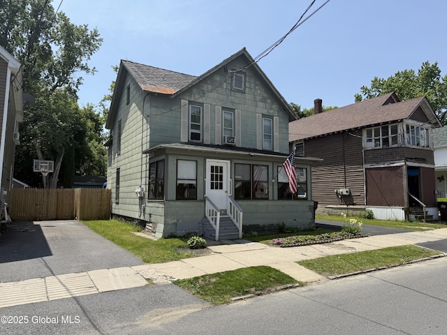 32 5th Ave, Gloversville, NY 12078 - view of front facade with entry steps and roof with shingles