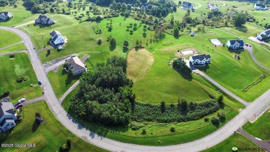 18 Edinburgh Dr, Schodack, NY 12063 - photo 2