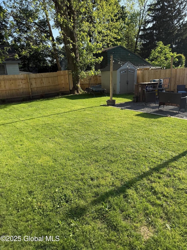 3516 Consaul Rd, Schenectady, NY 12304 - view of yard with a patio