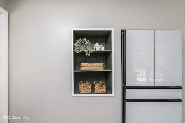 44 St Jude Ln, Glenville, NY 12302 - detailed view of freestanding refrigerator
