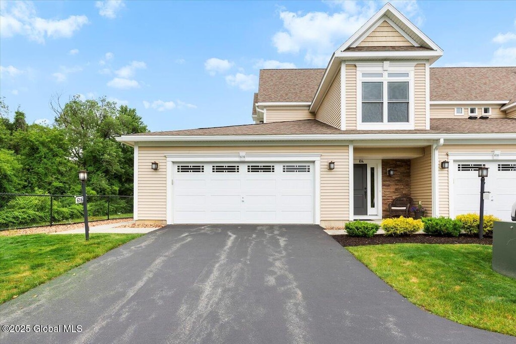 614 Lois Ln, Niskayuna, NY 12304 - photo 1