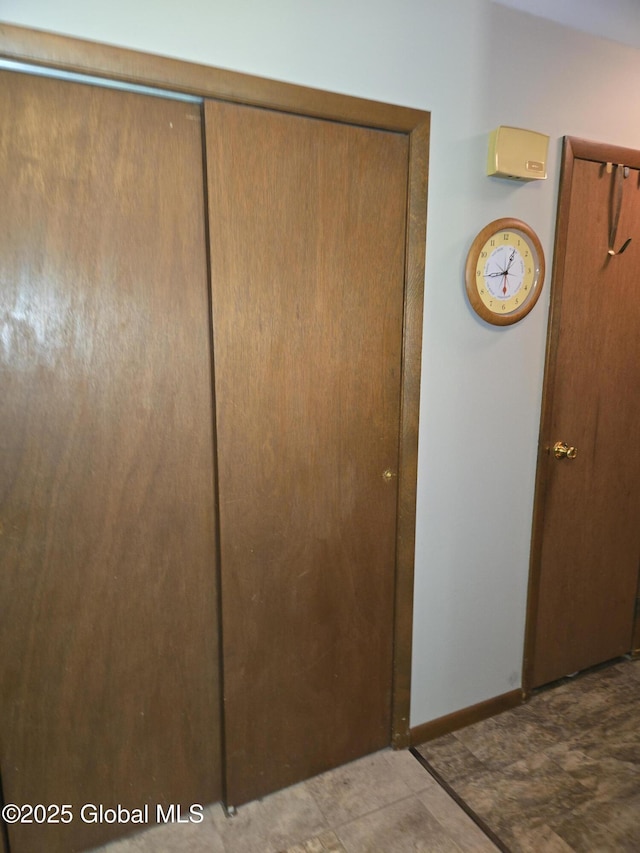 251 Vernon Rd, Glenville, NY 12302 - detailed view of baseboards