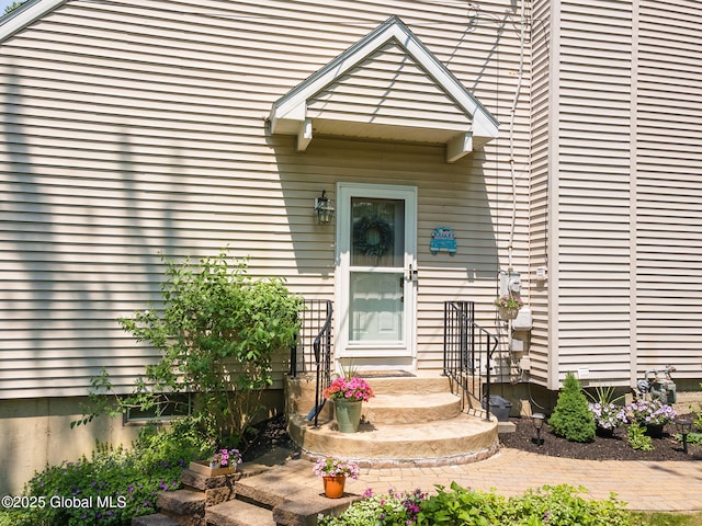 1401 Balltown Rd, Niskayuna, NY 12309 - view of doorway to property