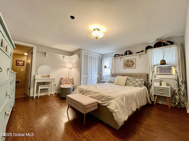 2803 Wellington Ave, Rotterdam, NY 12306 - bedroom featuring wood finished floors, cooling unit, and a closet