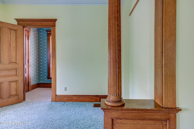 510 S William St, Johnstown, NY 12095 - detailed view of carpet floors