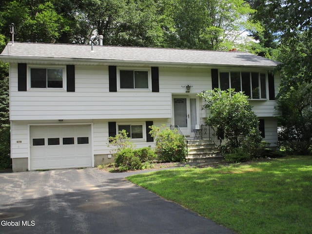 676 Pearse Rd, Niskayuna, NY 12309 - photo 1