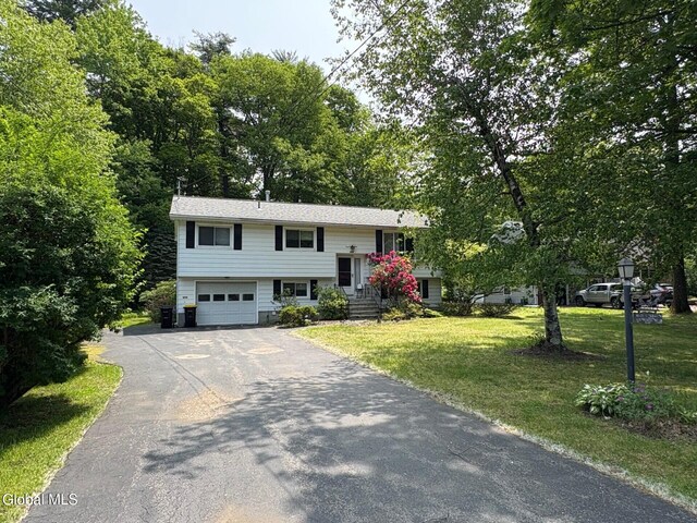 676 Pearse Rd, Niskayuna, NY 12309 - photo 3
