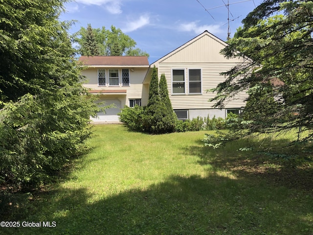 607 Gansevoort Rd, Moreau, NY 12803 - view of front facade with a front yard