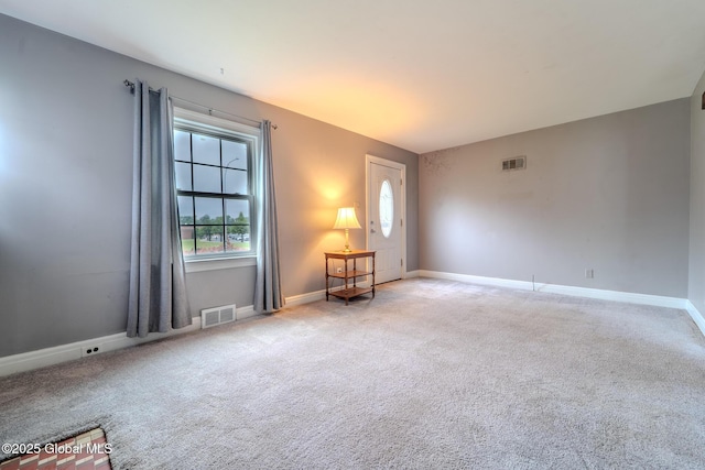 1298 Mcclellan St, Schenectady, NY 12309 - carpeted spare room with baseboards