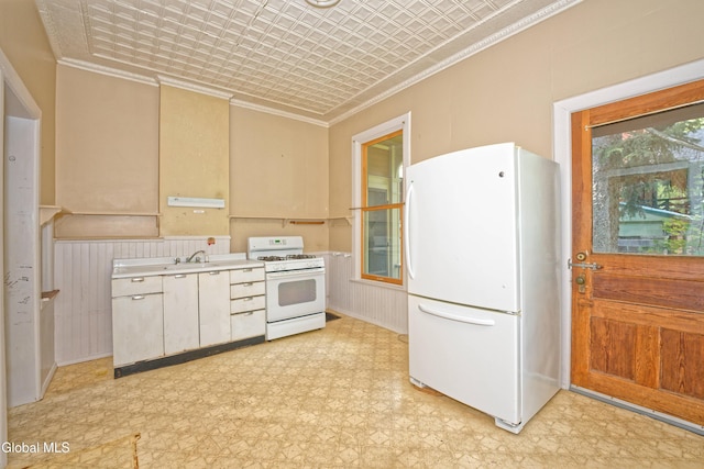 145 Pawling Ave, Troy, NY 12180 - photo 18