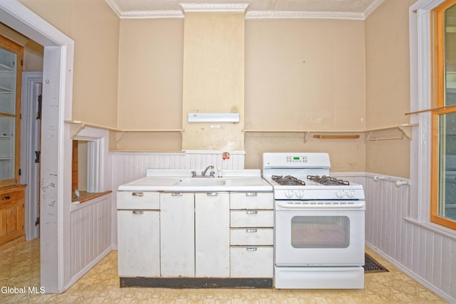 145 Pawling Ave, Troy, NY 12180 - photo 17