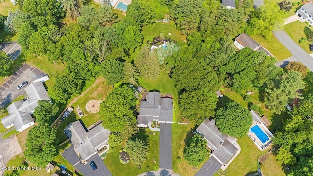17 Cypress Pt, Clifton Park, NY 12065 - drone / aerial view
