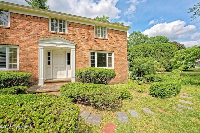 805 Karenwald Ln, Schenectady, NY 12309 - view of front of property with brick siding