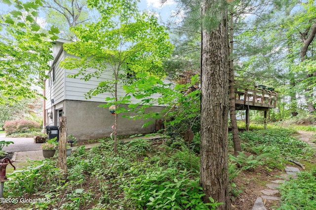 22 Sylvan Ct, Clifton Park, NY 12065 - view of yard with a deck