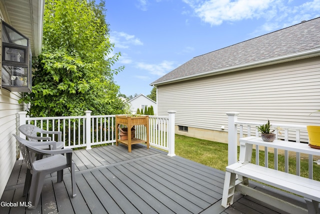 67 Victoria Way, Albany, NY 12209 - view of wooden terrace