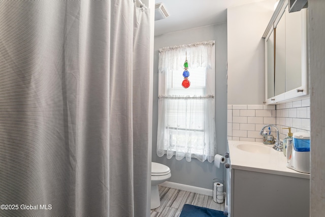 7 Bruce St, Scotia, NY 12302 - bathroom with vanity, backsplash, and a shower with curtain