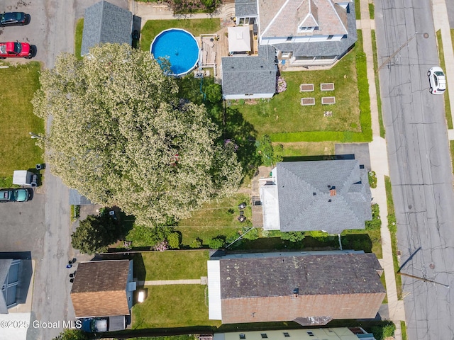 7 Bruce St, Scotia, NY 12302 - aerial view of a pool