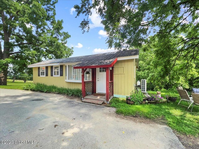 284 Edgemont Rd, Moriah, NY 12960 - view of front of property
