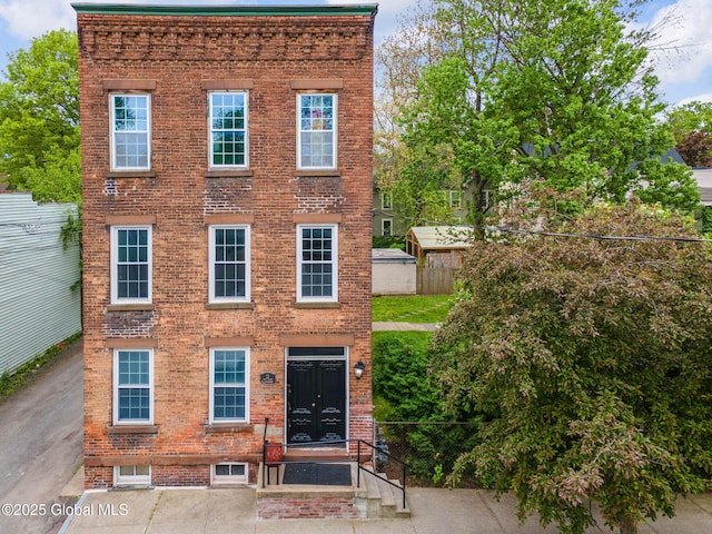 462-470 2nd Ave, Troy, NY 12182 - view of front of house featuring brick siding