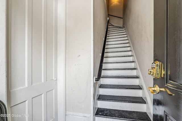 462-470 2nd Ave, Troy, NY 12182 - view of staircase