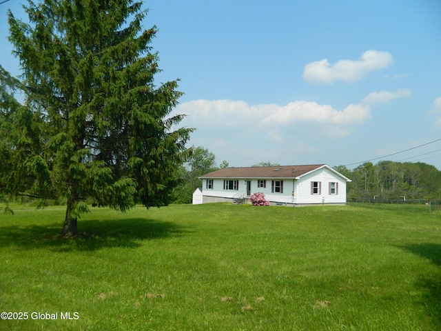 1249 Gallupville Rd, Delanson, NY 12053 - single story home featuring a front lawn