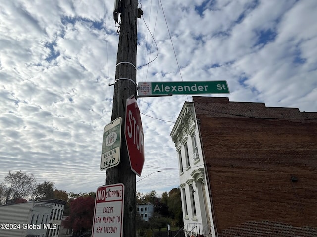 64 Alexander St, Albany, NY 12202