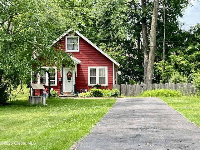 143 Marriott Ave, Schenectady, NY 12304 - bungalow-style house with driveway