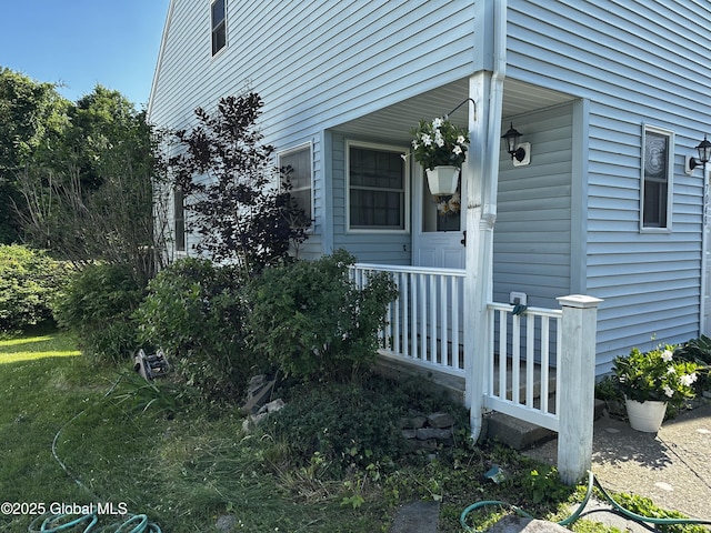 7048 Suzanne Ln, Guilderland, NY 12303 - view of exterior entry