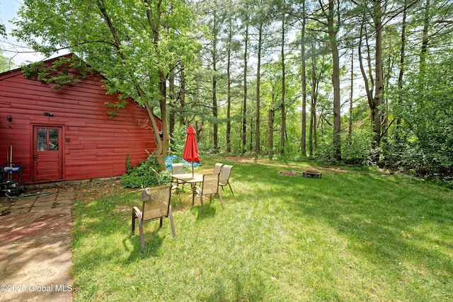 2305 Balltown Rd, Niskayuna, NY 12309 - view of green lawn