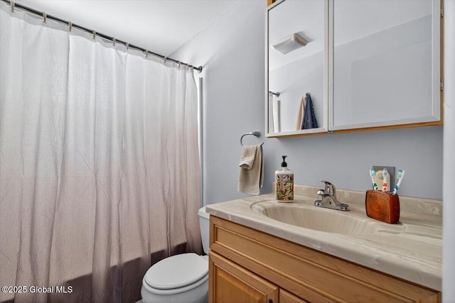 303 E Washington Ave, Rensselaer, NY 12144 - bathroom with vanity and shower / bath combo