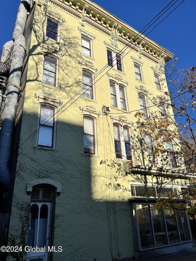 57 Dove St, Albany, NY 12210 - view of building exterior